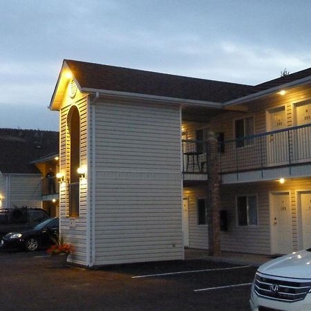 The Ranchland Inn Kamloops Exterior photo