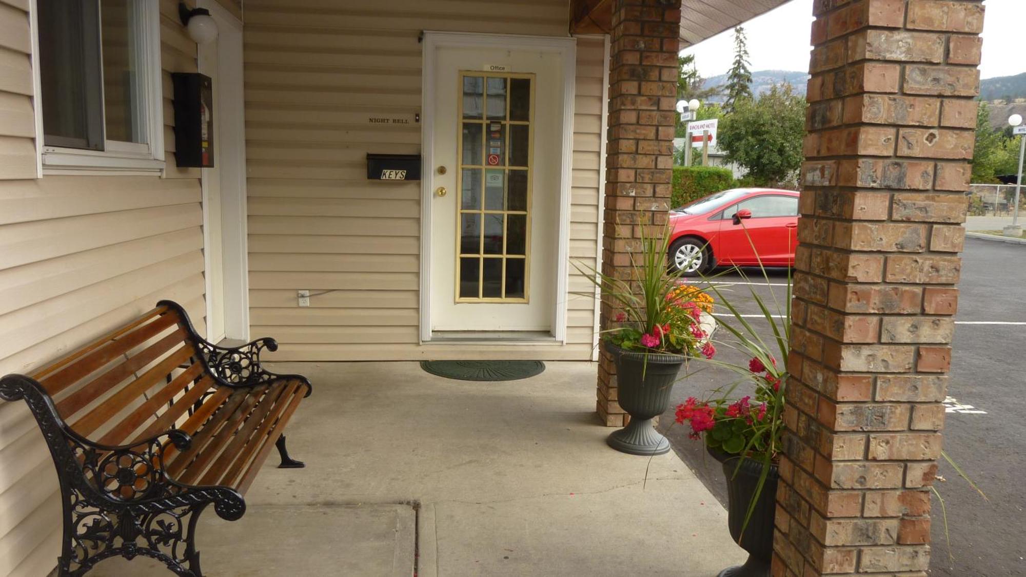 The Ranchland Inn Kamloops Exterior photo